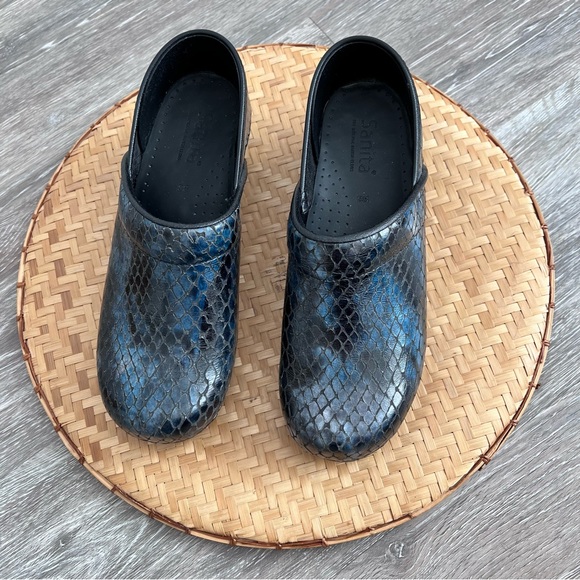 NEW Sanita blue scale nursing professional shoes - Picture 5 of 6